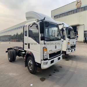 Sinotruk Howo 4 × 2 Light Duty avec le châssis de cargaison de déflecteur d'air 