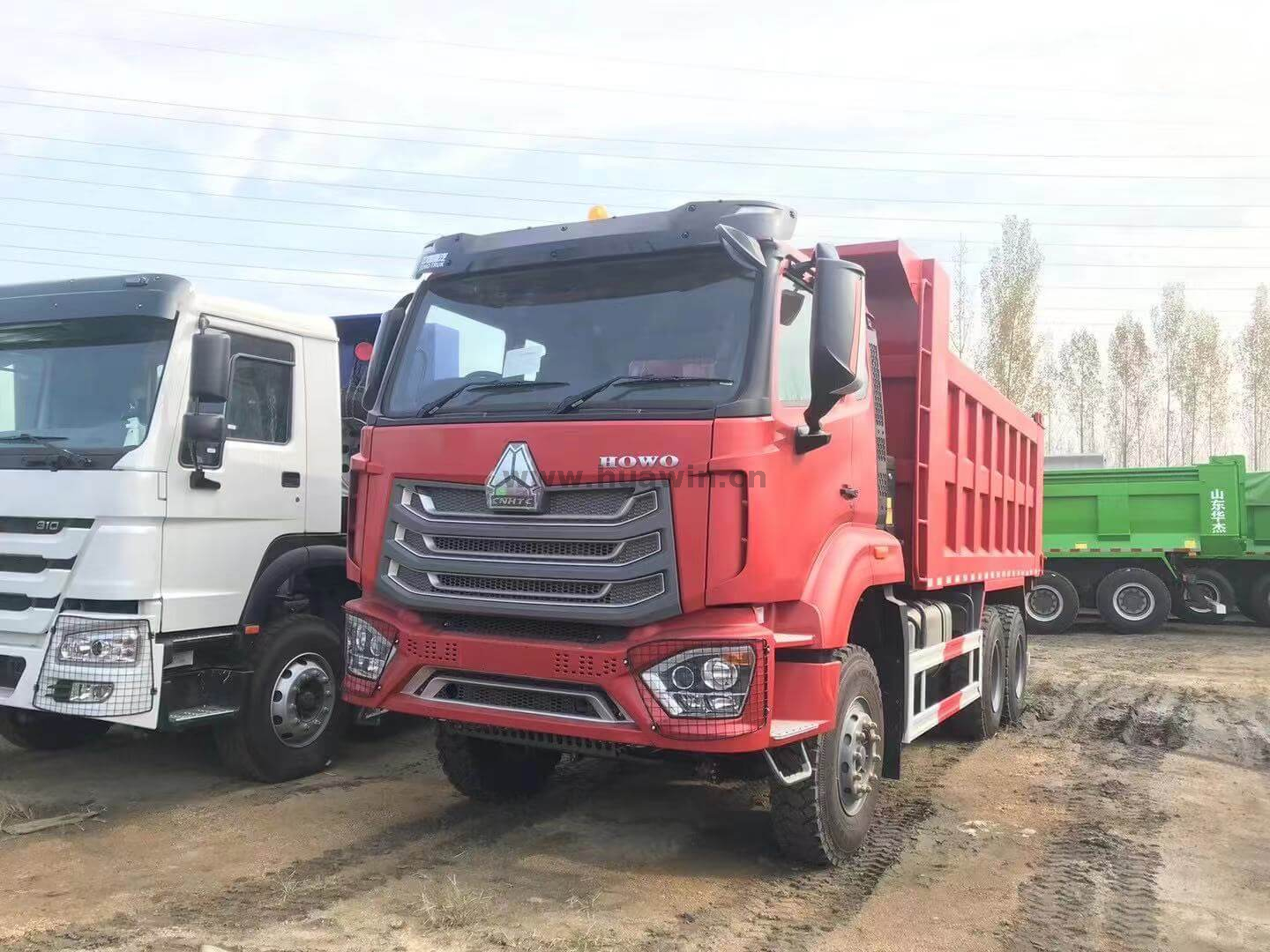 HOWO New E7G 6X4 10 roues 30T camion à benne basculante pour la pierre et le sable