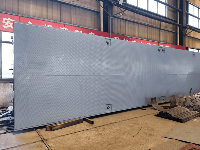 Semi-remorque à plateau 3 essieux 40 pieds-1