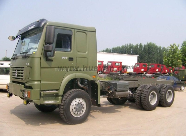 SINOTRUK HOWO 6x6 All-Wheeler-Drive AWD Cargo Truck Châssis