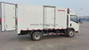 Sinotruk Howo 4 × 2 Van Cargo Truck 