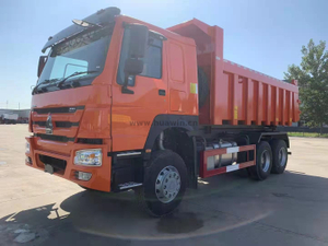 16cbm Howo 6x4 Scow End Sand Aggrégats TRACK TRACK TRIBOTS DE TRANSPORATION AVEC PATTE DE TAILLE