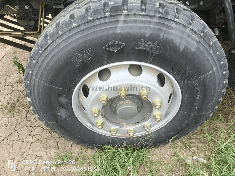 Sinotruk Howo nx 8x4 Tracteur-9