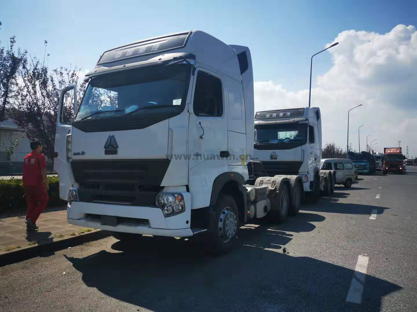 Châssis de camion cargo SINOTRUK A7 6x4 10 roues