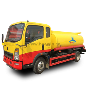 Camion de pétrolier Sinotruk Howo 4x2