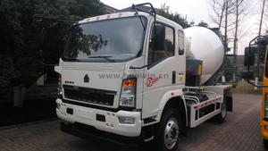 Sinotruk Howo 4x2 Concrete Mixer Tamin - 6cbm