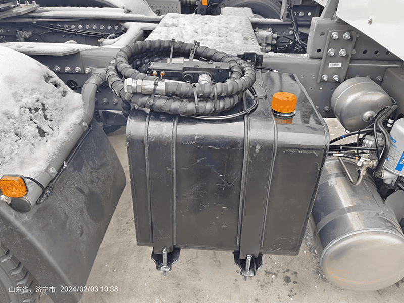 Howo Tracteur-TX-6 × 4-19