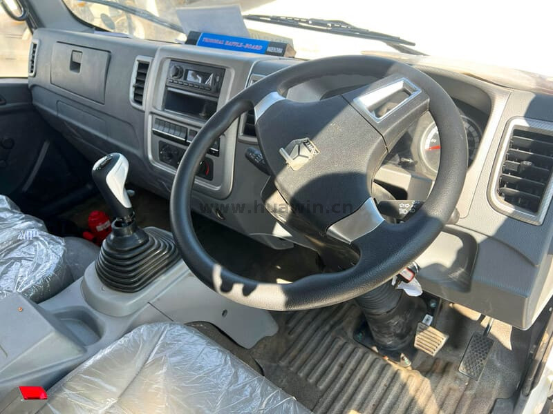 Camion de camion de chargement léger de camion de cargaison de SINOTRUK HOWO 4X2-22