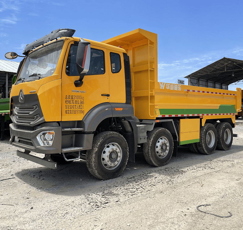 Camion à benne basculante E7G