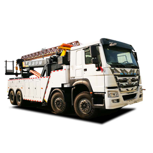 Howo 8x4 12 Wheeler Heavy Dutwer Worker Truck