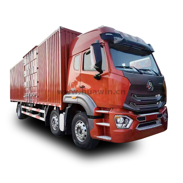 Camion de fret SINOTRUK E7 6X4 Van