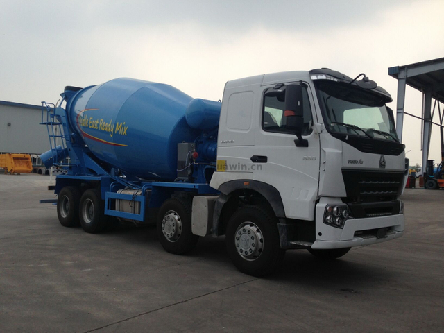 Sinotruk A7 8x4 Béton Mixer Truck - 14cbm